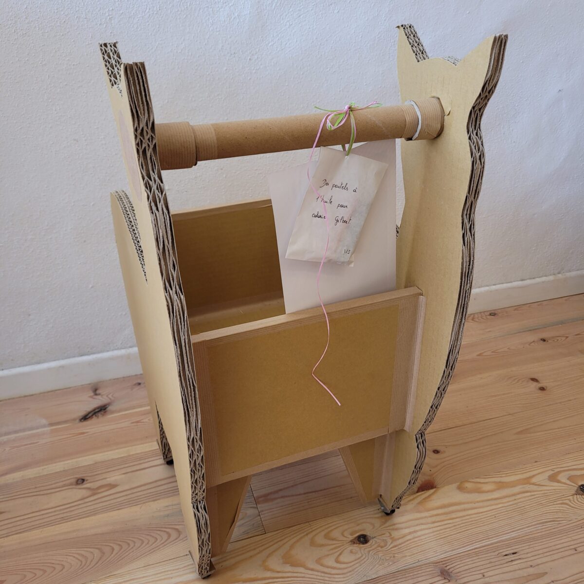 Charriot pour enfant à customiser en carton recyclé (Promo ! ) – Image 4