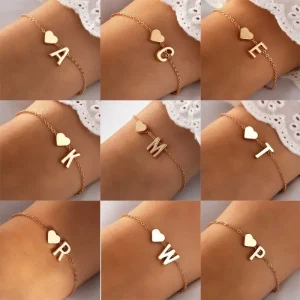 Bracelet Chaîne Fine Mini Cœur – Bijou Minimaliste pour Femmes et Filles