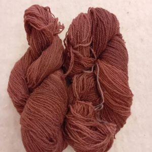 Aubergine rosée – Fil 2 brins – Fingering – Aiguilles 3-3,5