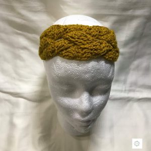 Cache oreille au crochet la tresse à quatre brins
