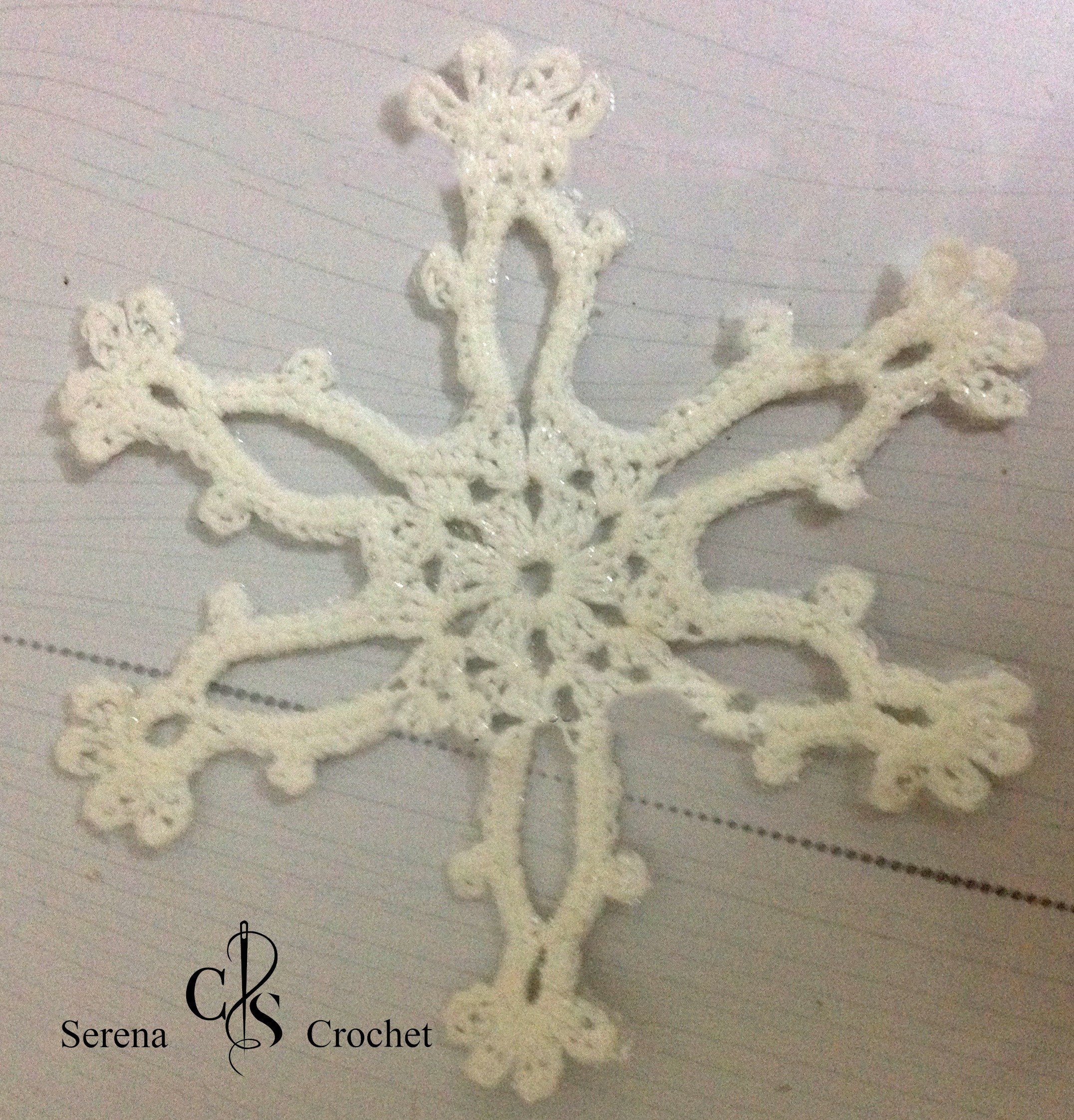 Six flocons de neige au crochet ornements de sapin