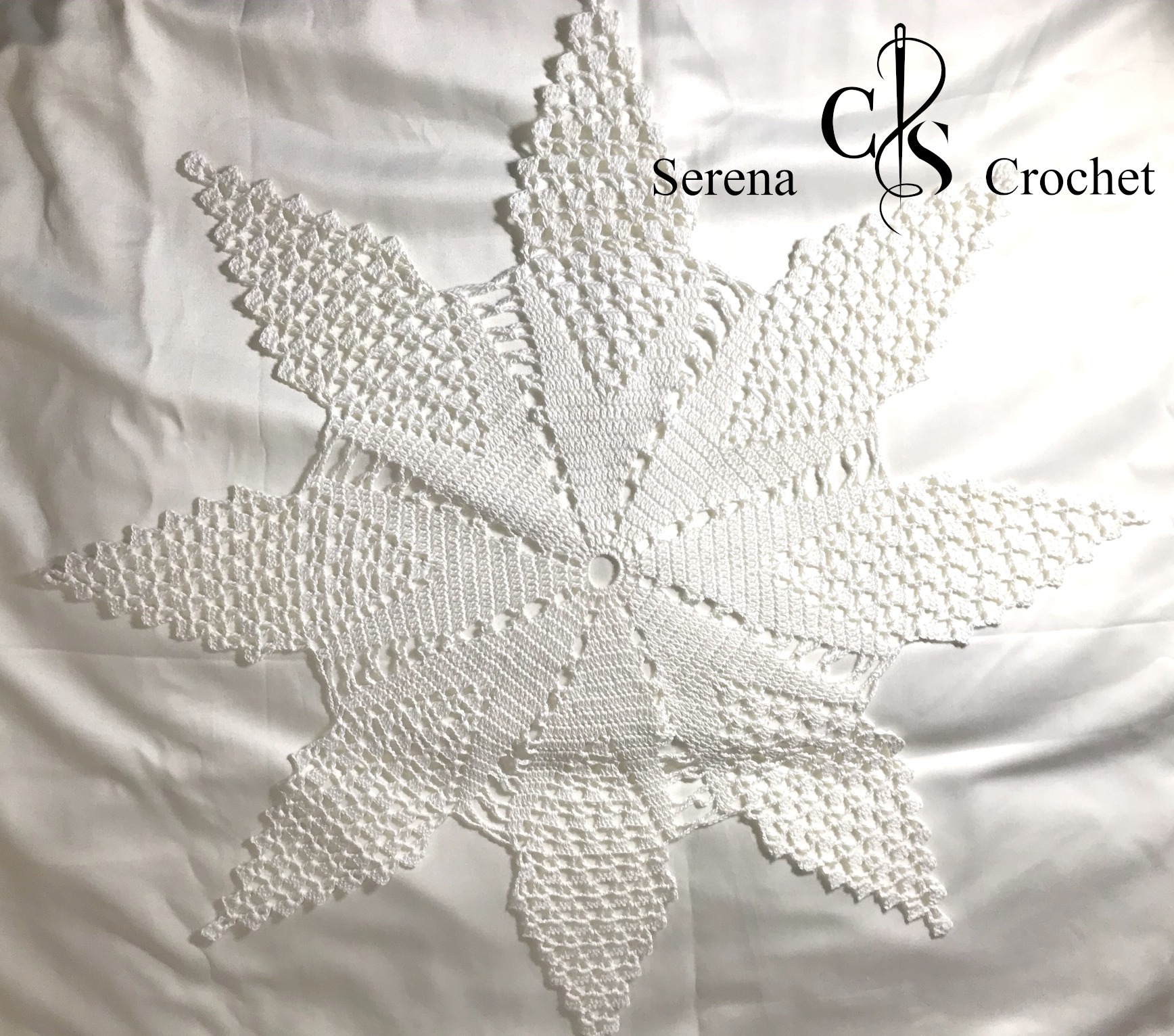 Nappe de fleurs blanches à huit pétales au crochet – Image 4
