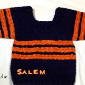 Pull rayé bleu et orange au crochet