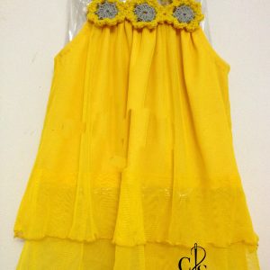 Robe jaune tutu aux fleurs au crochet